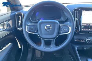 Volvo EX40 bild 8