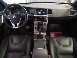 Volvo V60 bild 15