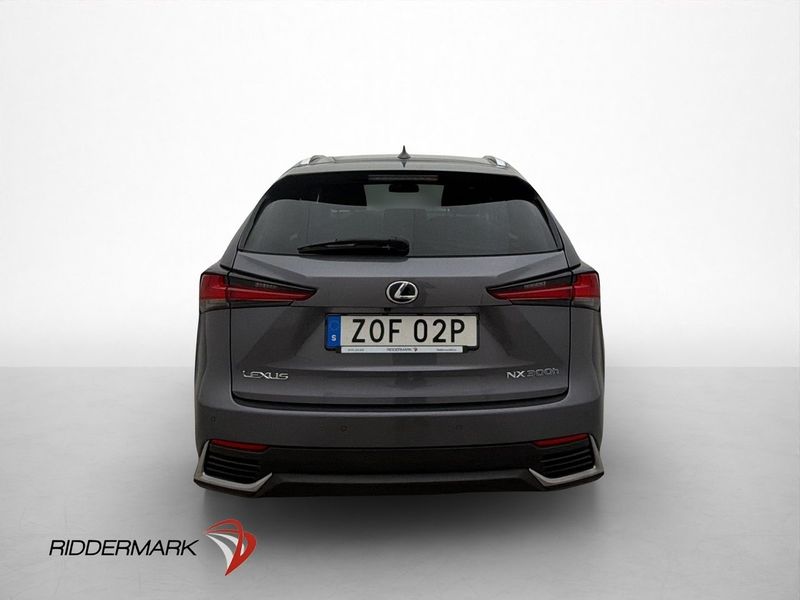 Lexus NX bild 7