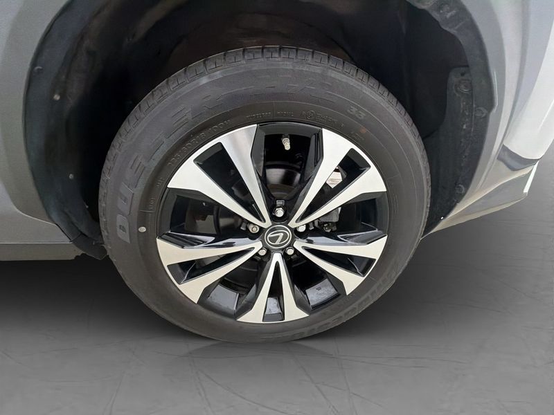 Lexus NX bild 32