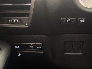 Lexus NX bild 15