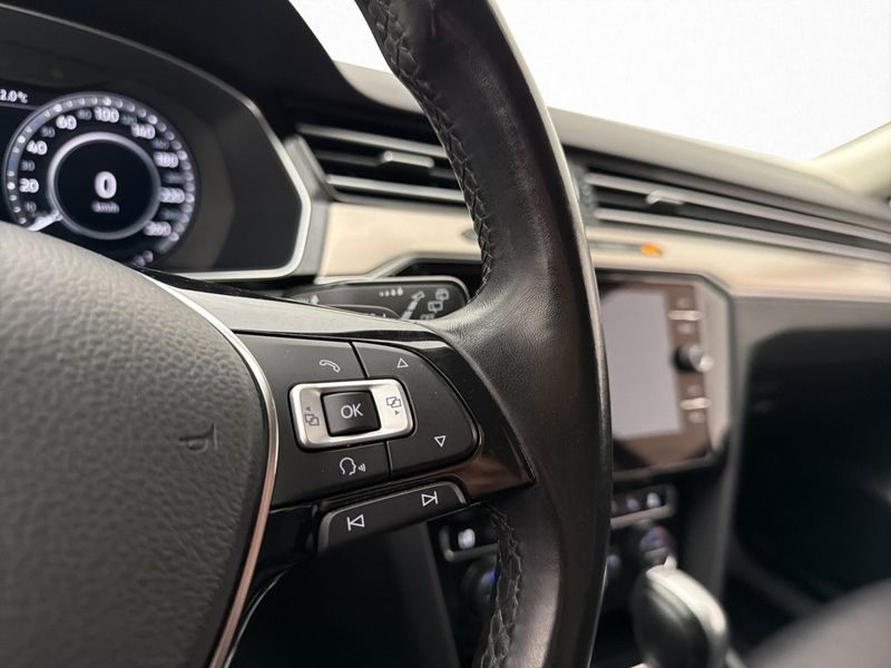 Volkswagen Passat bild 18