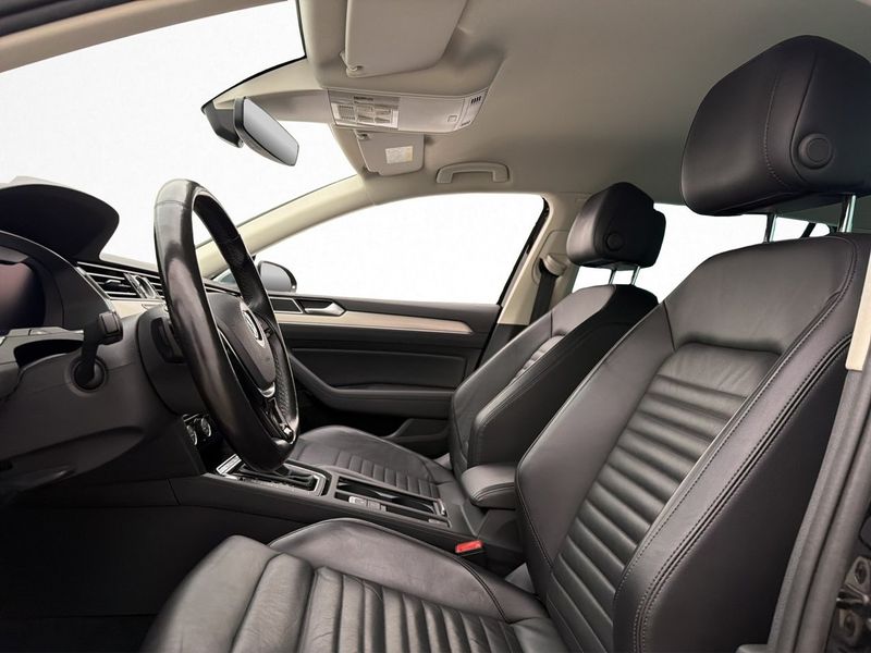 Volkswagen Passat bild 12