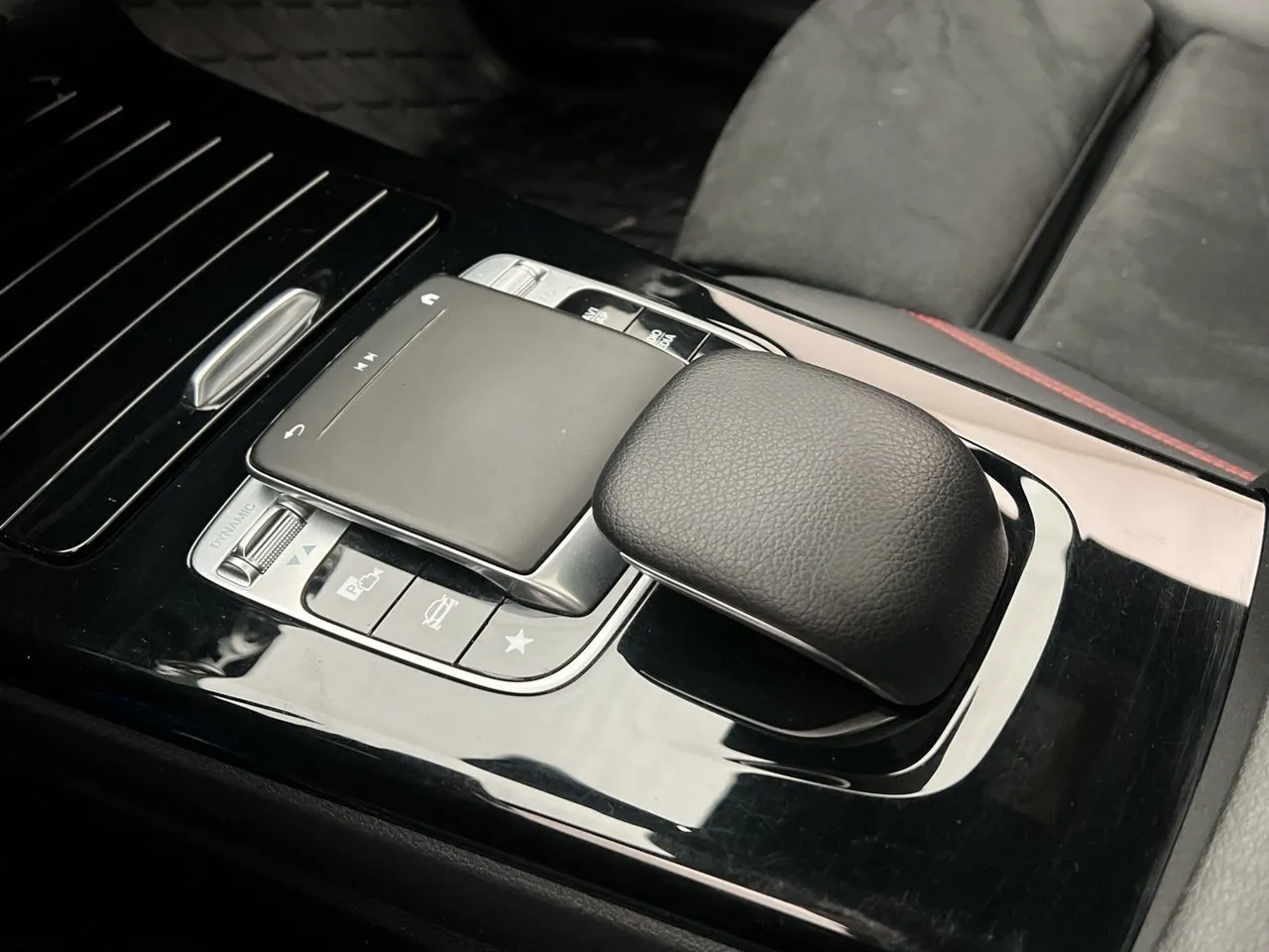 Vehicle image 24