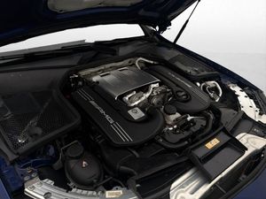 Mercedes C63 AMG bild 10