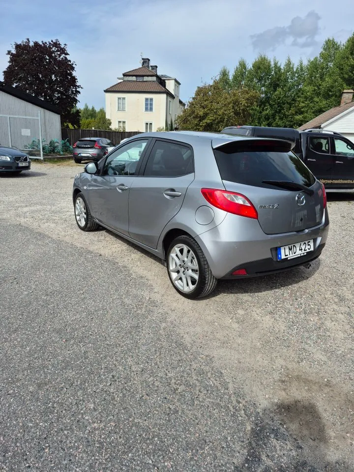 Vehicle image 2