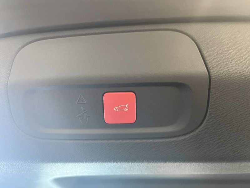 Peugeot 408 bild 24