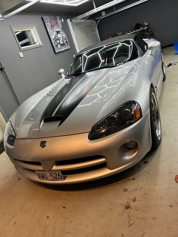 Dodge Viper SRT-10 Roadster 8.3 V10 - 2004