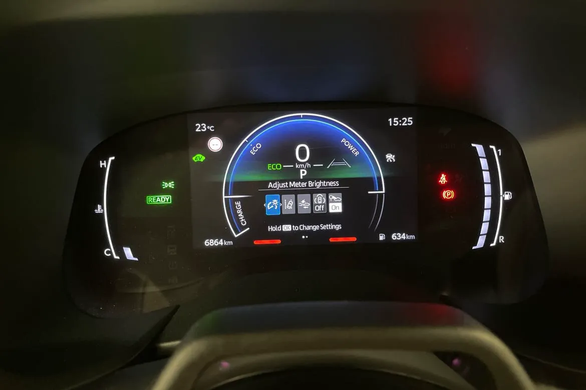 Vehicle image 15