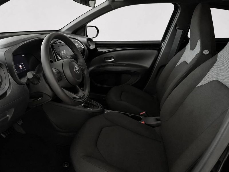 Toyota Aygo X bild 5