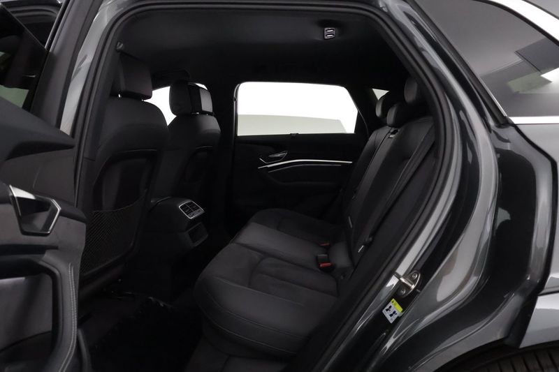 Audi Q8 e-tron bild 13