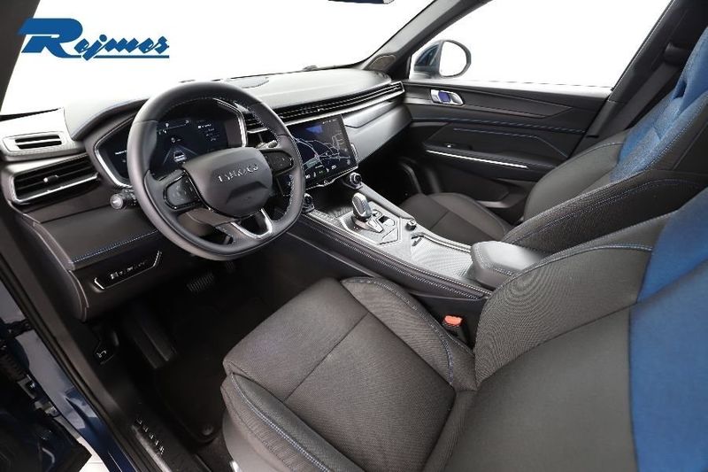 Lynk & Co 01 bild 13