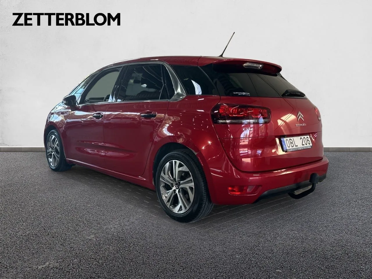 Vehicle image 2