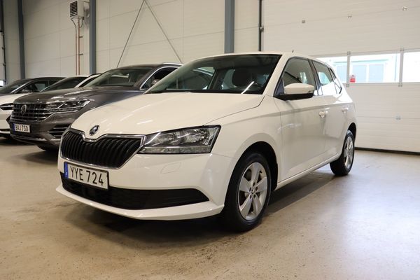 Skoda Fabia 1.0 TSI Ambition M-Värm 1-Ägare Bluetooth 110hk - 2019
