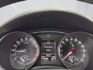 Skoda Superb bild 13