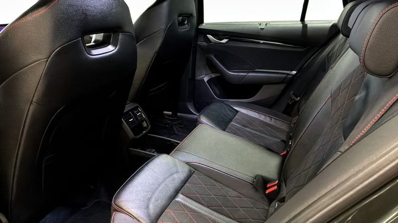 Skoda Octavia bild 12