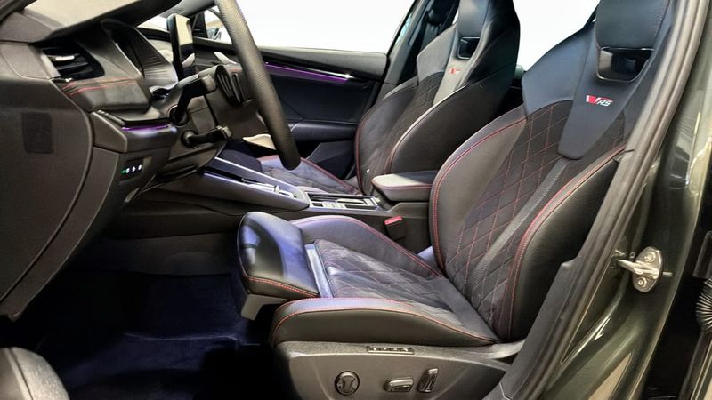 Skoda Octavia bild 8
