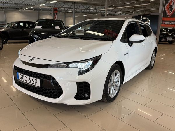 Suzuki Swace Hybrid 1.8 VVT-i E-CVT 122 hk Endast 3737 mil - 2022
