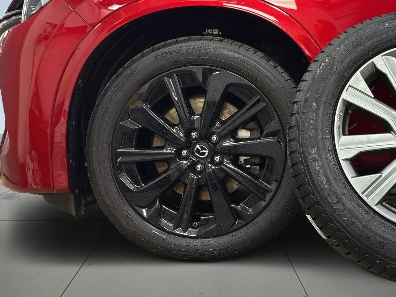 Vehicle image 13