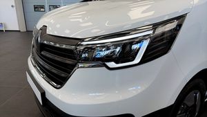 Renault Trafic bild 23