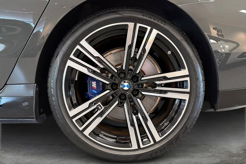 BMW i7 bild 15