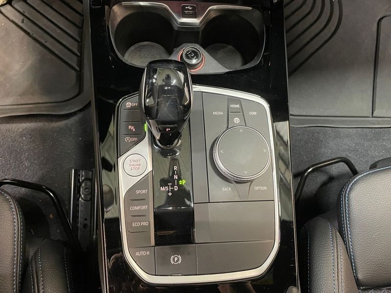 BMW 120 bild 18