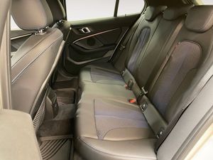 BMW 120 bild 10