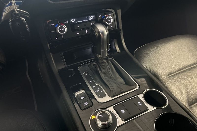 Volkswagen Touareg bild 16