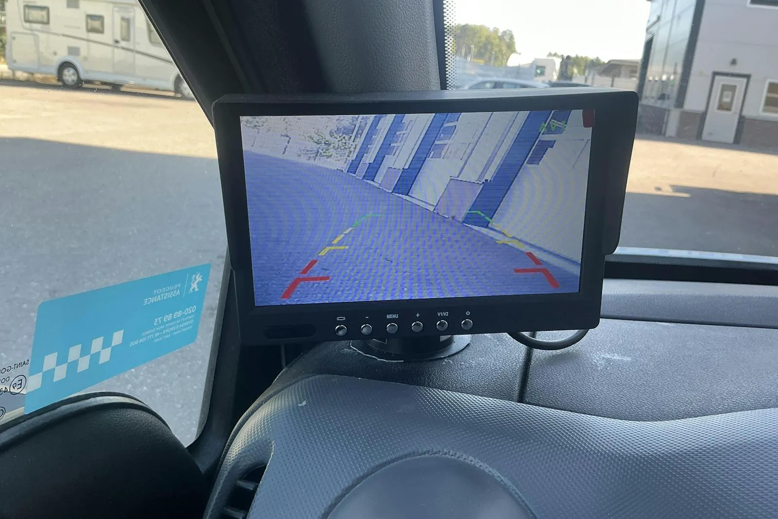 Vehicle image 11