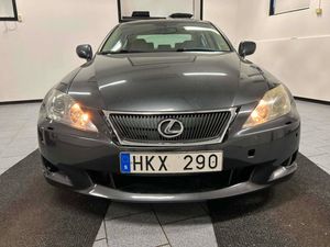 Lexus IS bild 5
