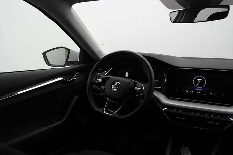 Skoda Octavia bild 8