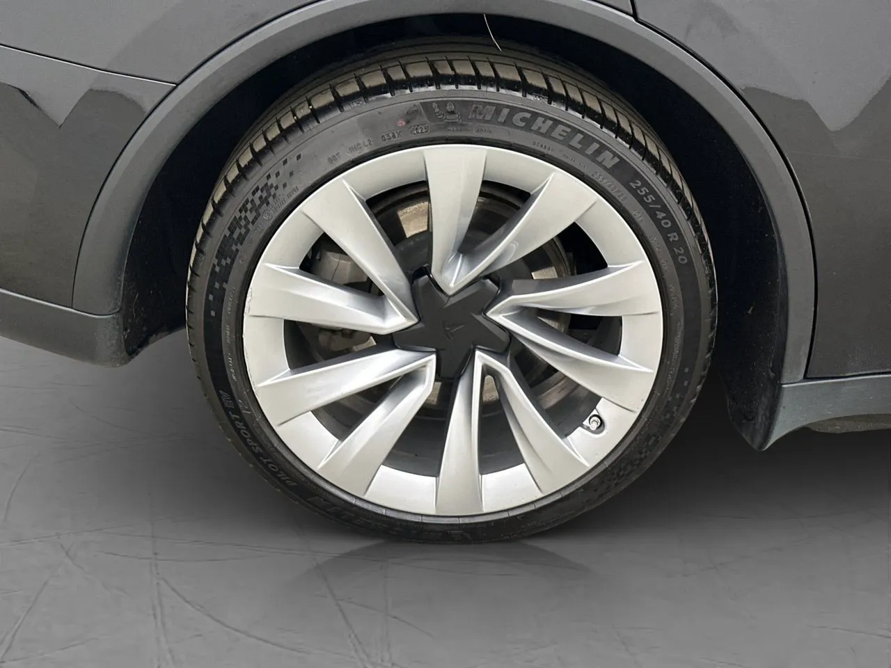 Vehicle image 36