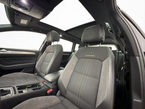 Volkswagen Passat bild 12