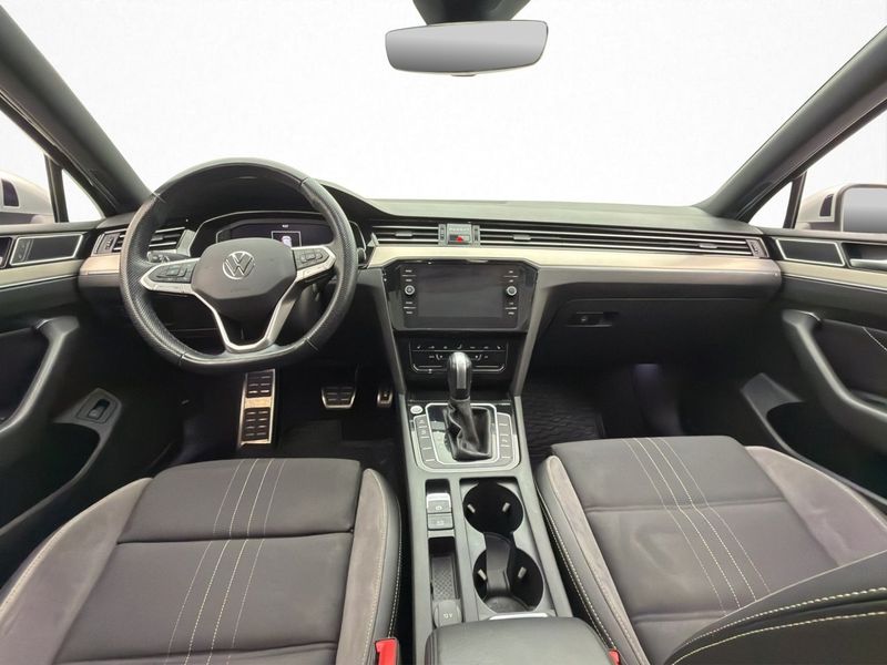 Volkswagen Passat bild 13