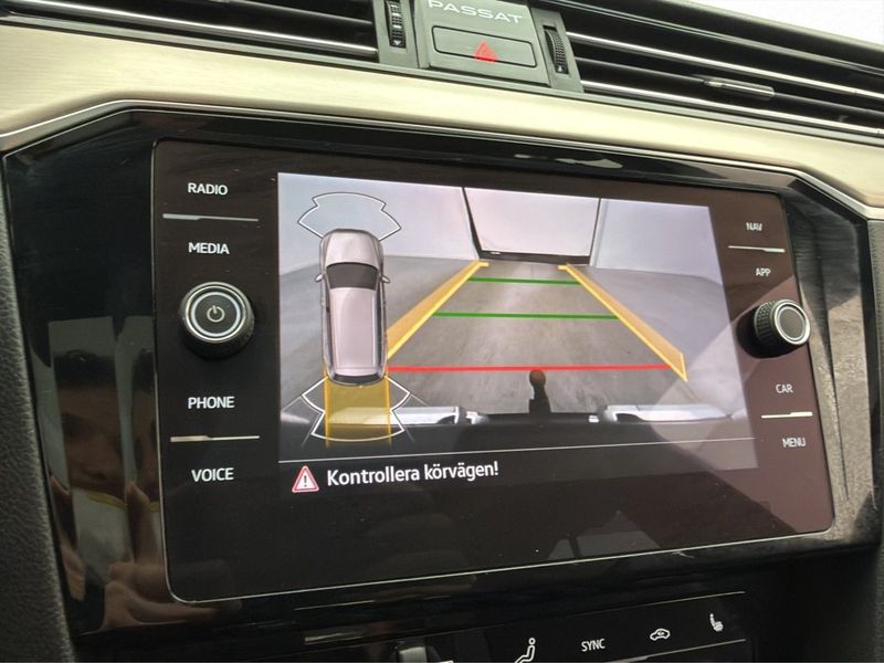 Volkswagen Passat bild 18