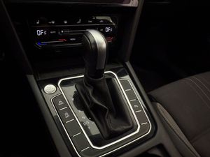 Volkswagen Passat bild 28