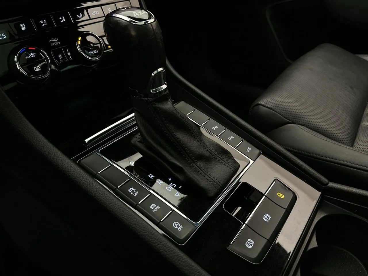 Vehicle image 31