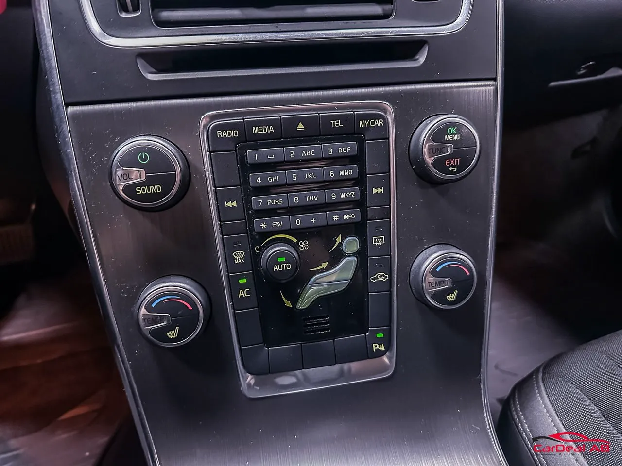 Vehicle image 22