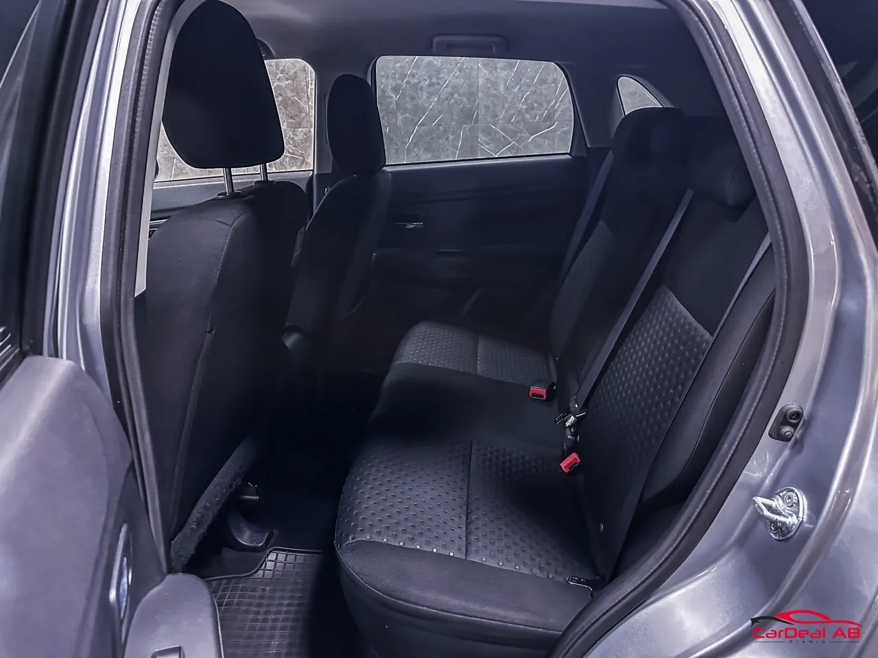 Vehicle image 20