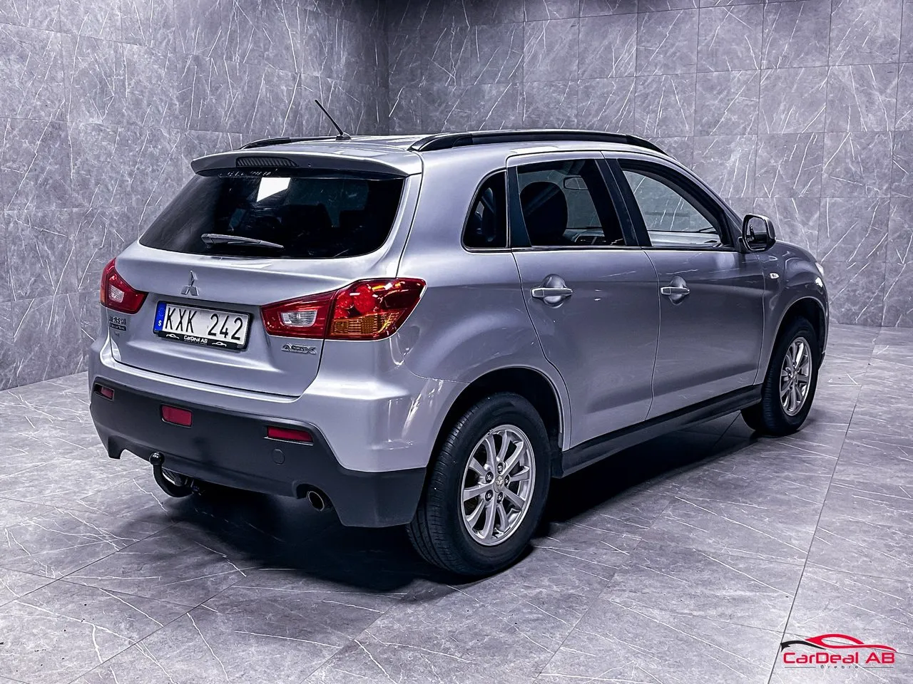 Vehicle image 2