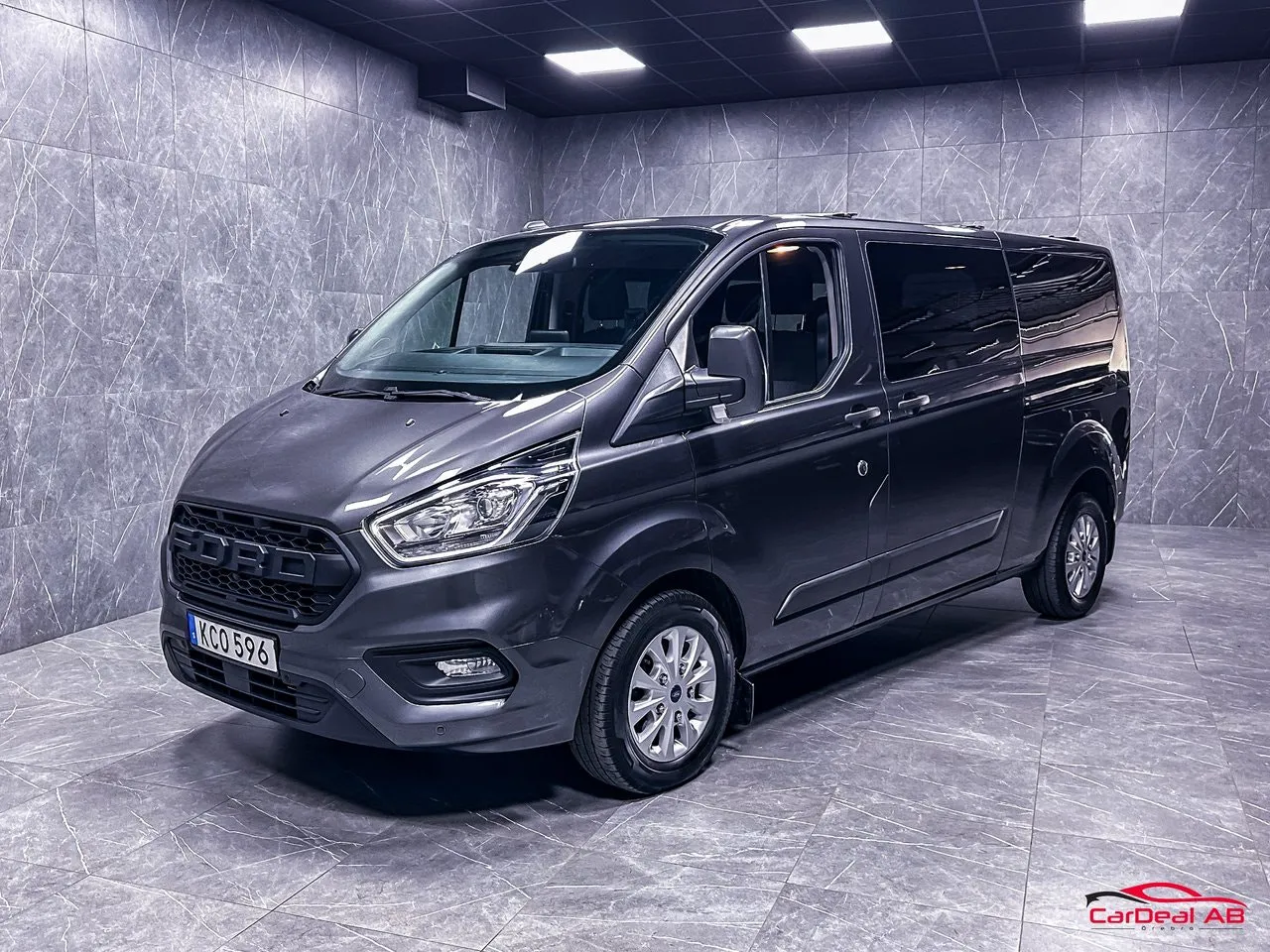 Vehicle image 6