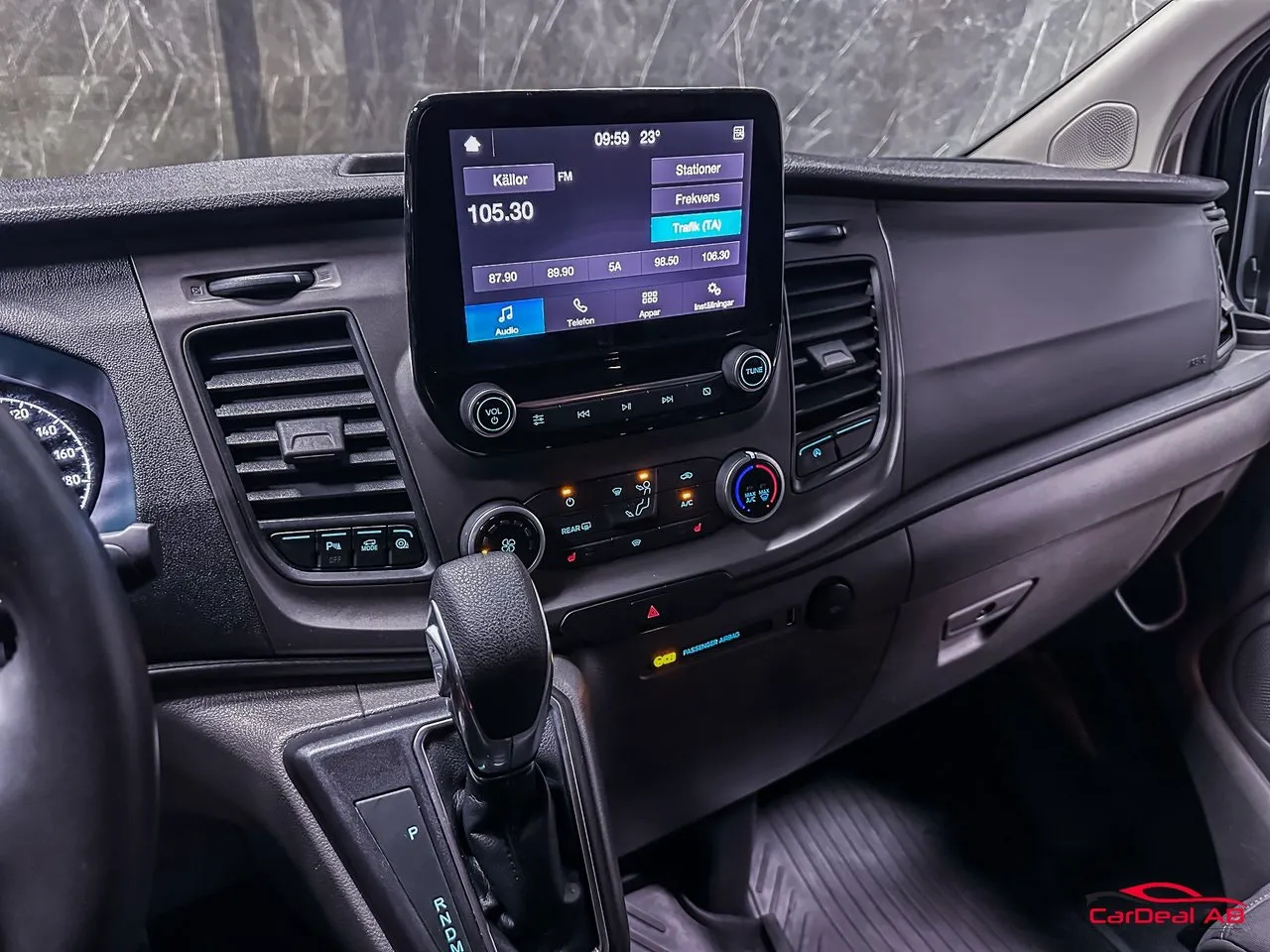 Vehicle image 22