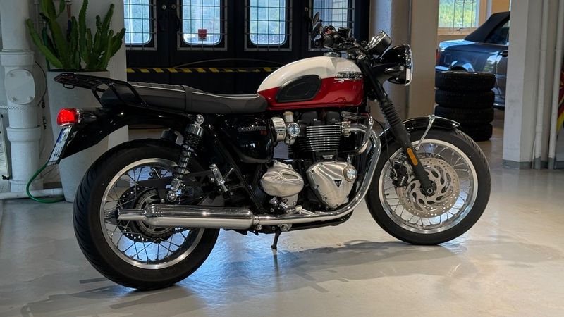 Triumph Bonneville bild 3