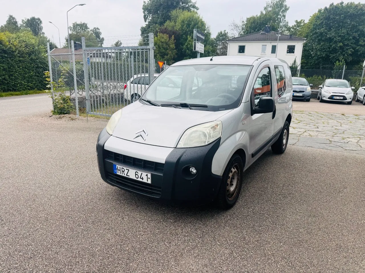 Vehicle image 1