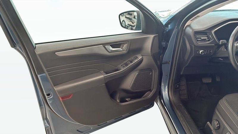 Ford Kuga bild 11