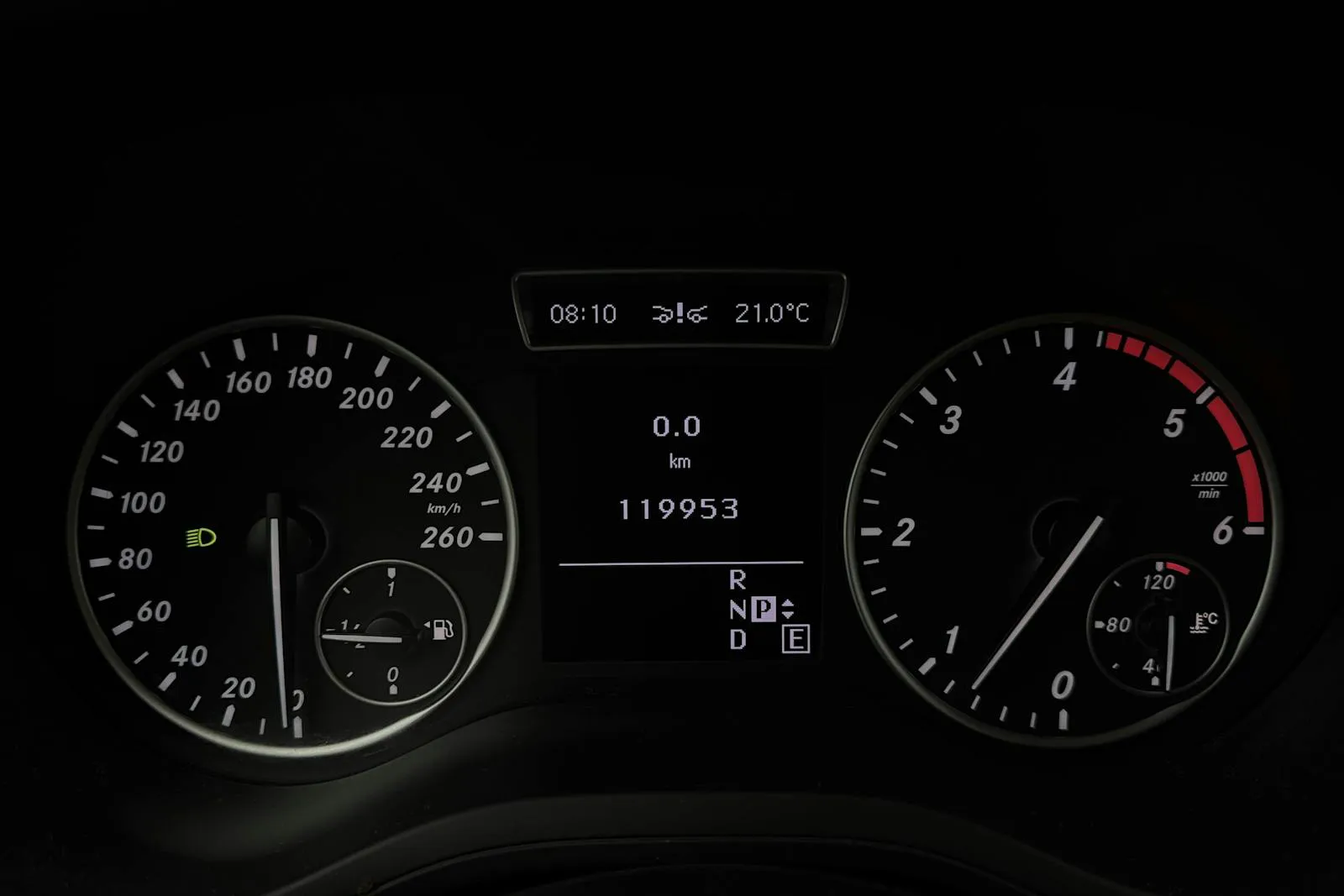 Vehicle image 9