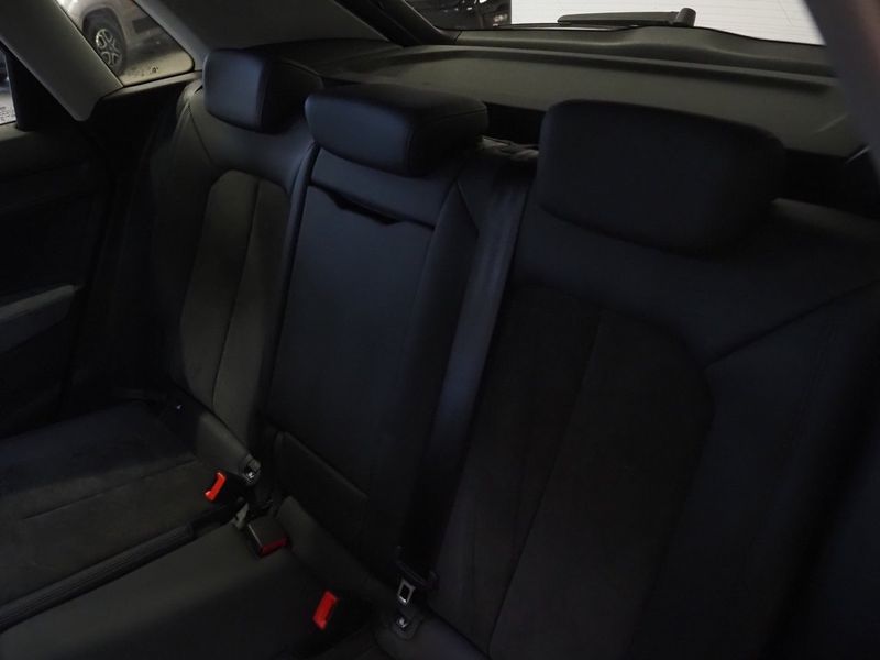 Audi Q3 bild 13