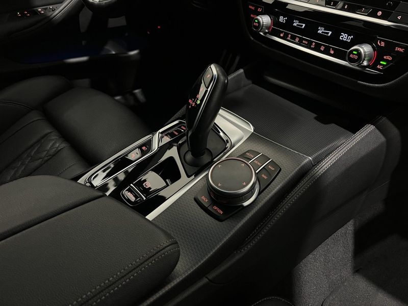 BMW 530 bild 19