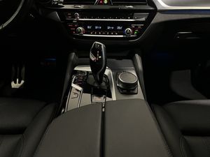 BMW 530 bild 18