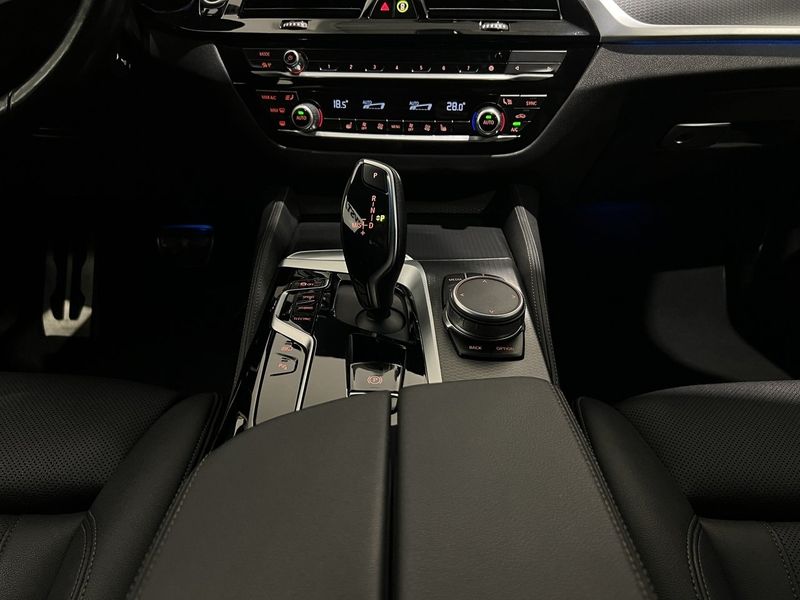 BMW 530 bild 18